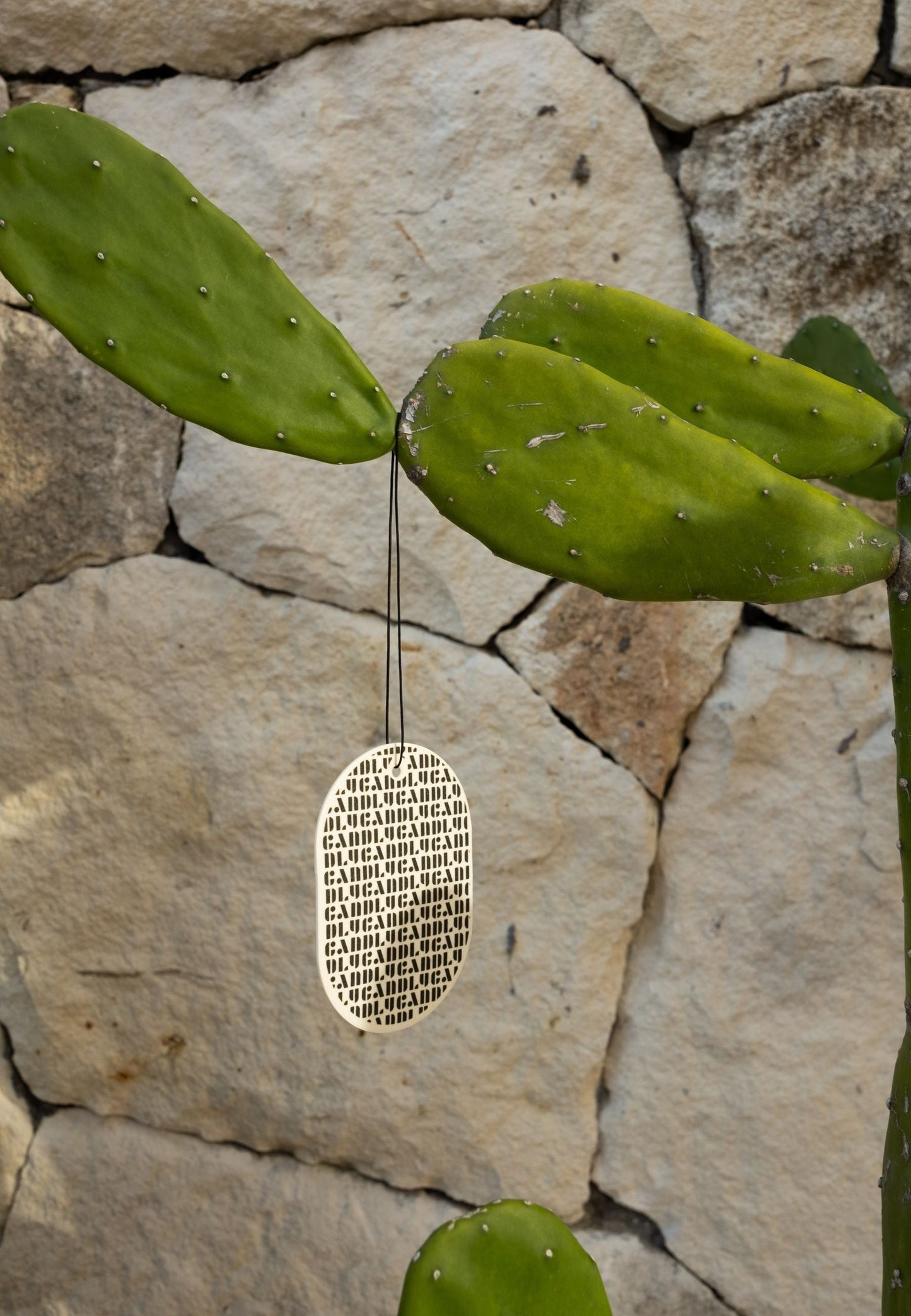 Scented Tag No.1 – Geranium / Incense